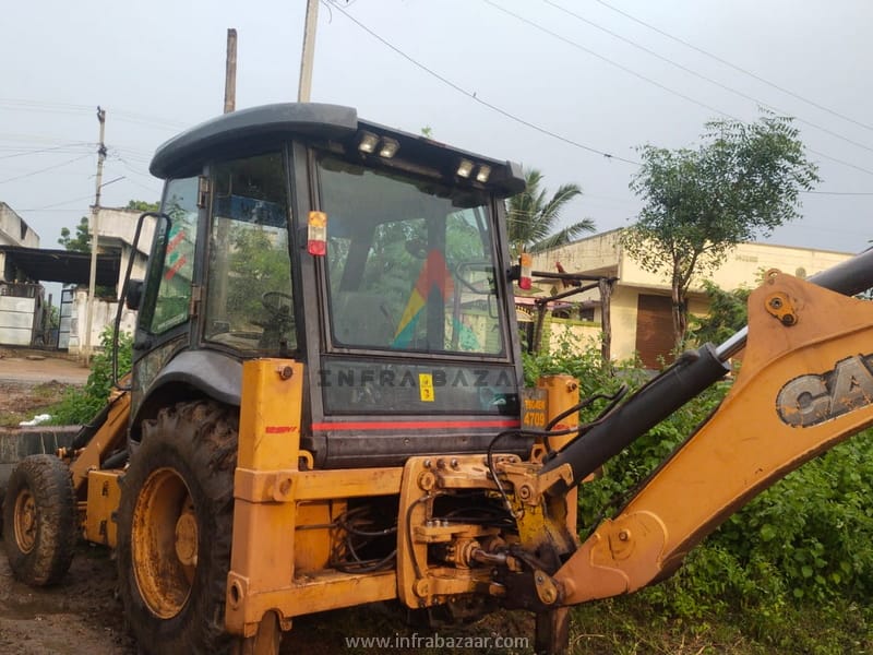 2015 model Used L&T Case 770EX Backhoe Loader for sale in Hyderabad by owners online at best price, Product ID: 450299, Image 4- Infra Bazaar
